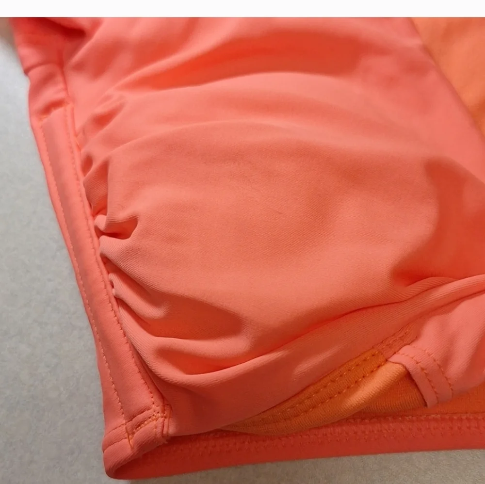 Wild fable crop top /  swim top - Picture 2 of 7